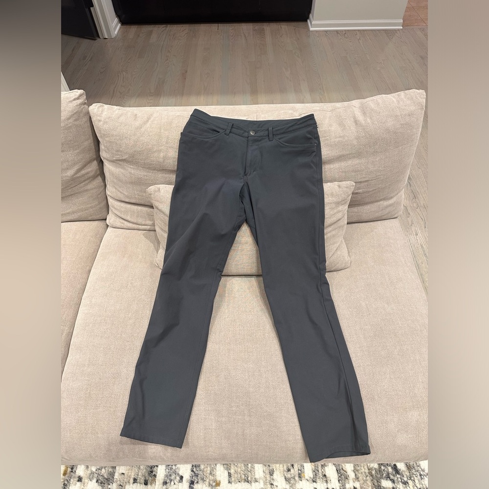 Lululemon ABC Pant Classic Men’s Size 32 Dark Grey